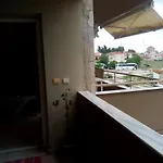 Akanthous