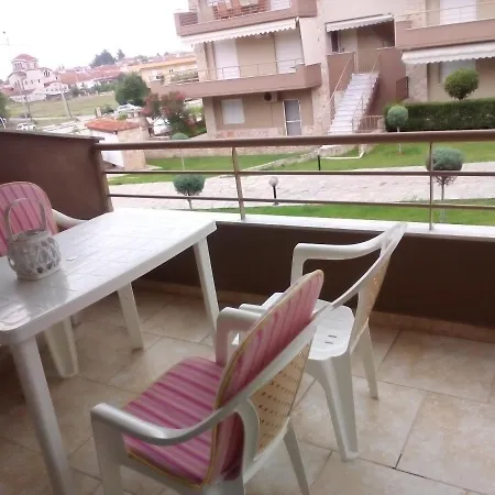 Holiday home Akanthous *